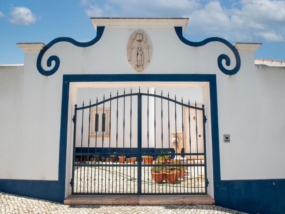 House With Authentic Tiling And Antique Furniture Villa Montemor-o-Novo Exteriör bild