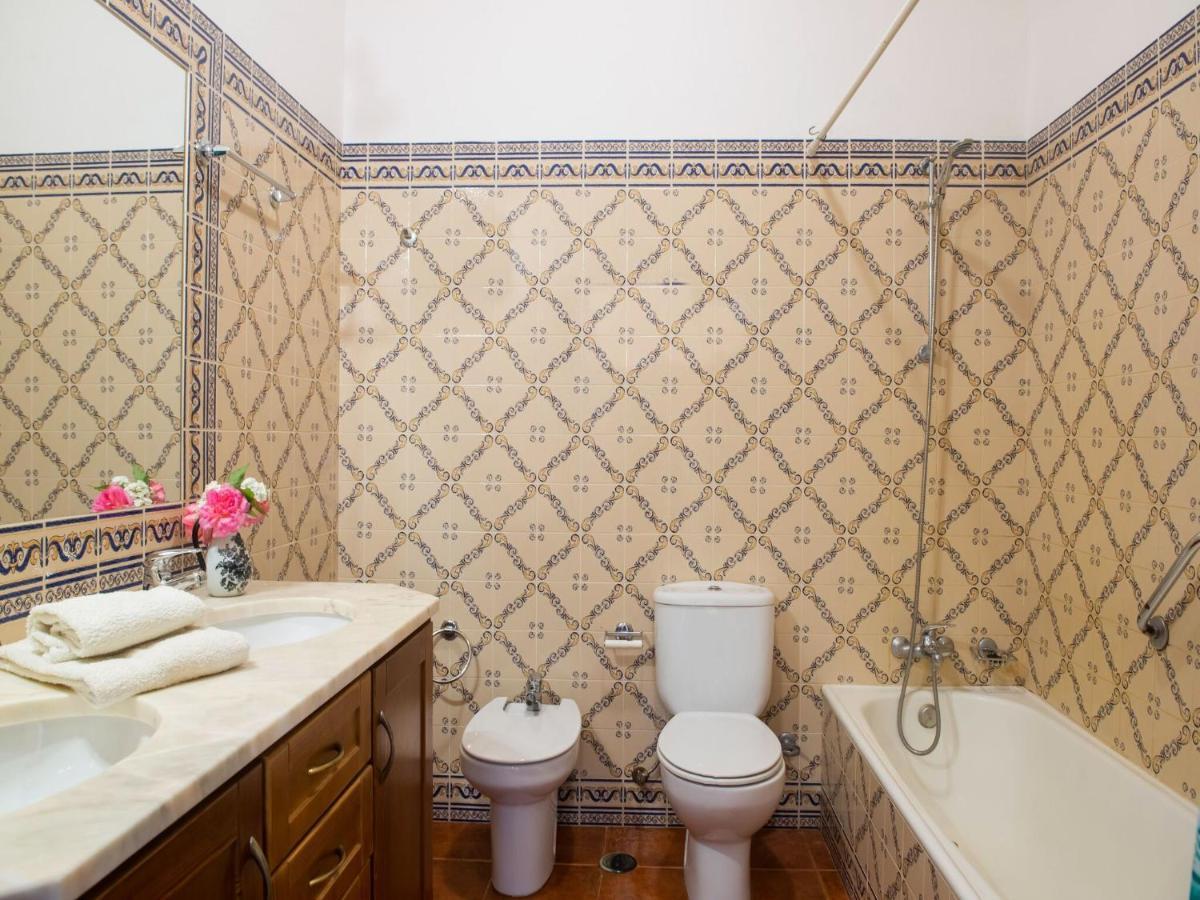 House With Authentic Tiling And Antique Furniture Villa Montemor-o-Novo Exteriör bild