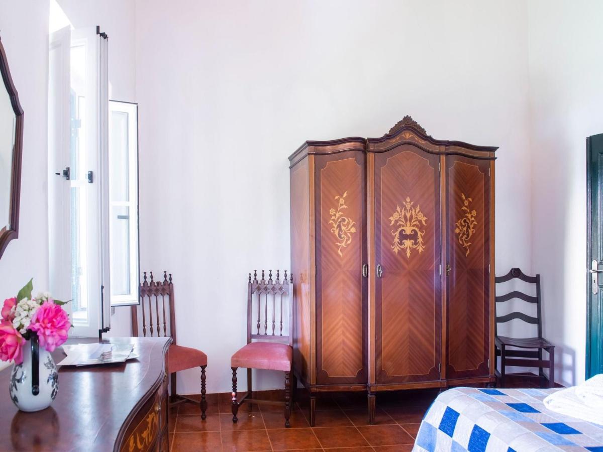 House With Authentic Tiling And Antique Furniture Villa Montemor-o-Novo Exteriör bild